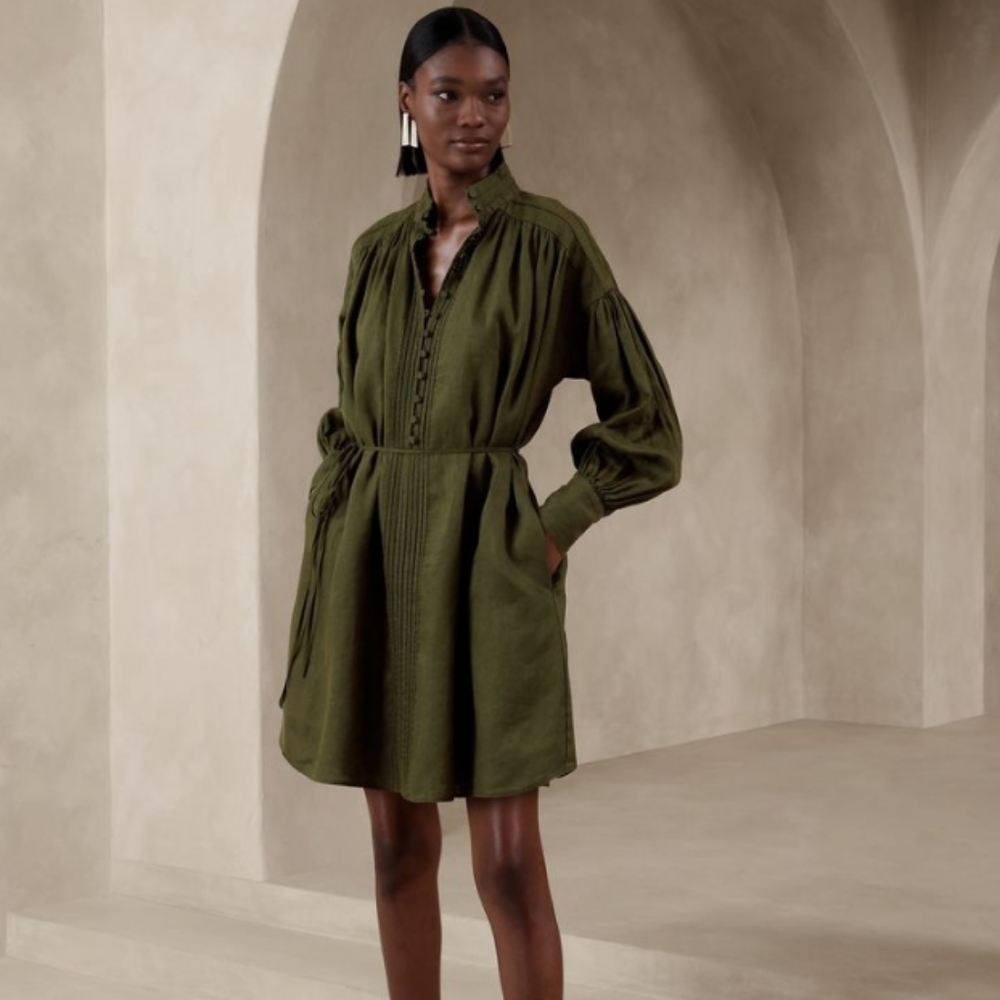 Banana Republic European Linen Dress